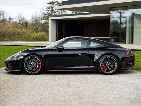 PORSCHE 991.2 GT3 TOURING